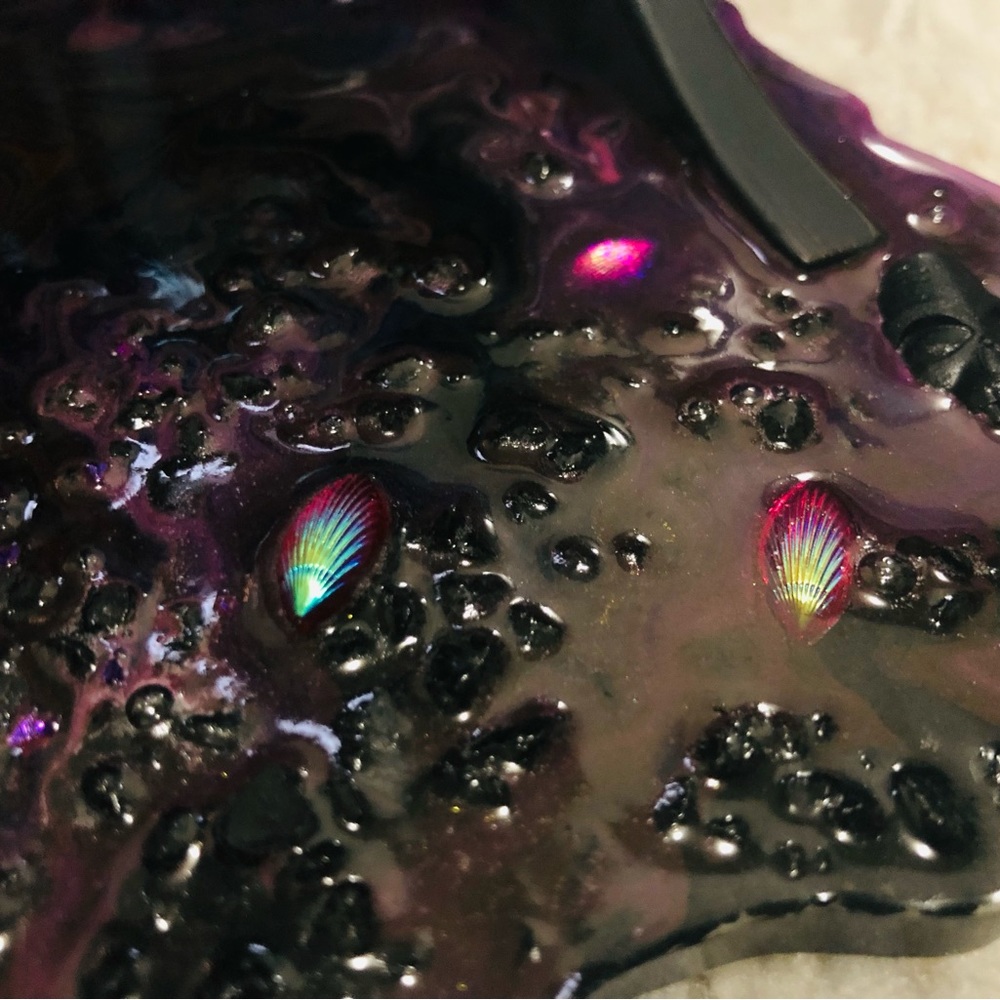 Purple Black Tray very durable tray with black handles Glow colors black light - Picture 5 of 15